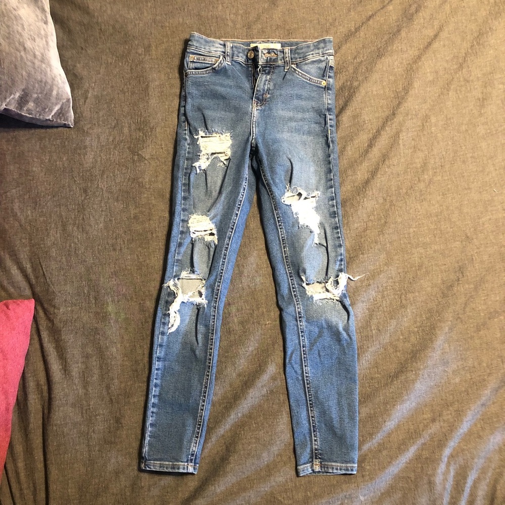 Topshop “Jamie” skinny jeans (Size W26)
